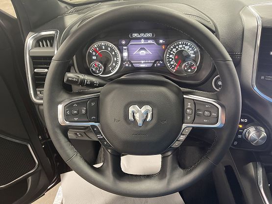 2025 Ram 1500 Laramie photo 2