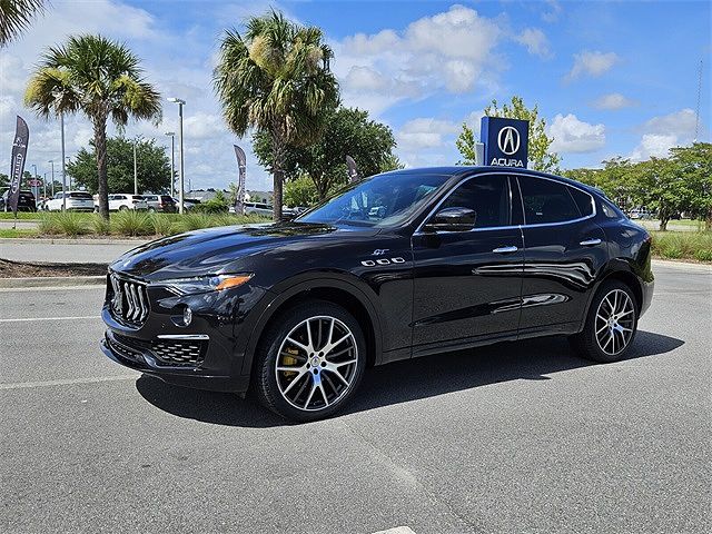 2022 Maserati Levante
