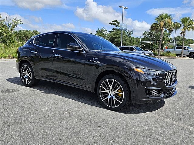 2022 Maserati Levante