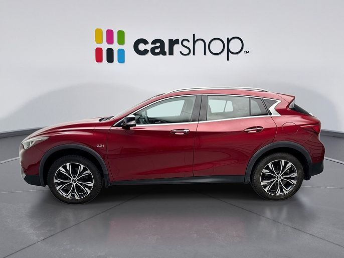 2017 Infiniti QX30