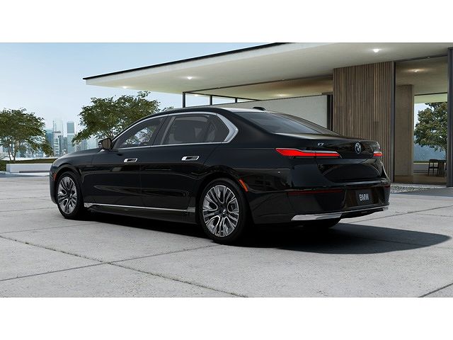 2025 BMW i7