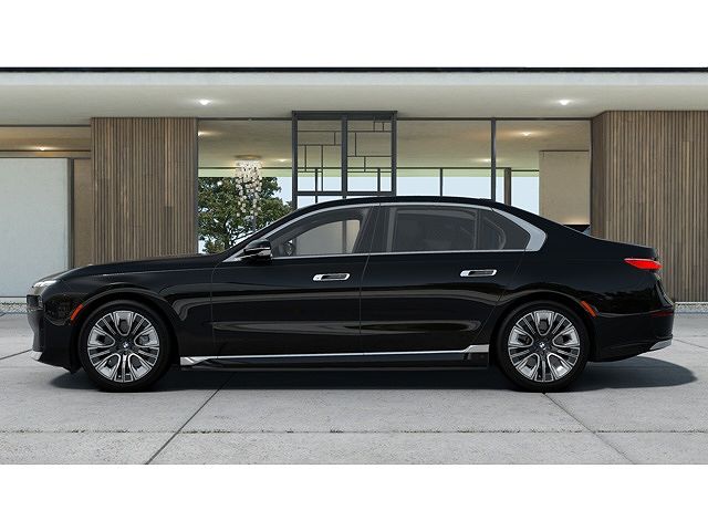 2025 BMW i7