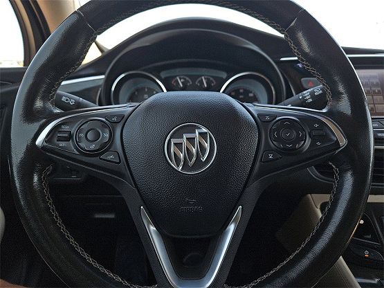 2017 Buick Envision Essence photo 11