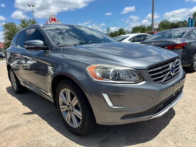 2017 Volvo XC60