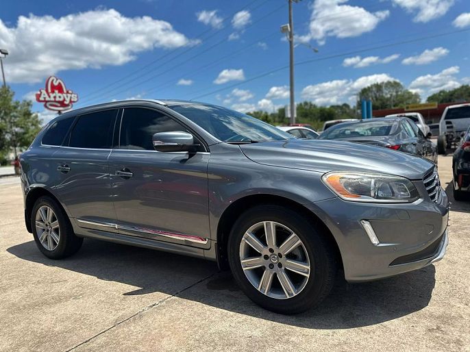 2017 Volvo XC60