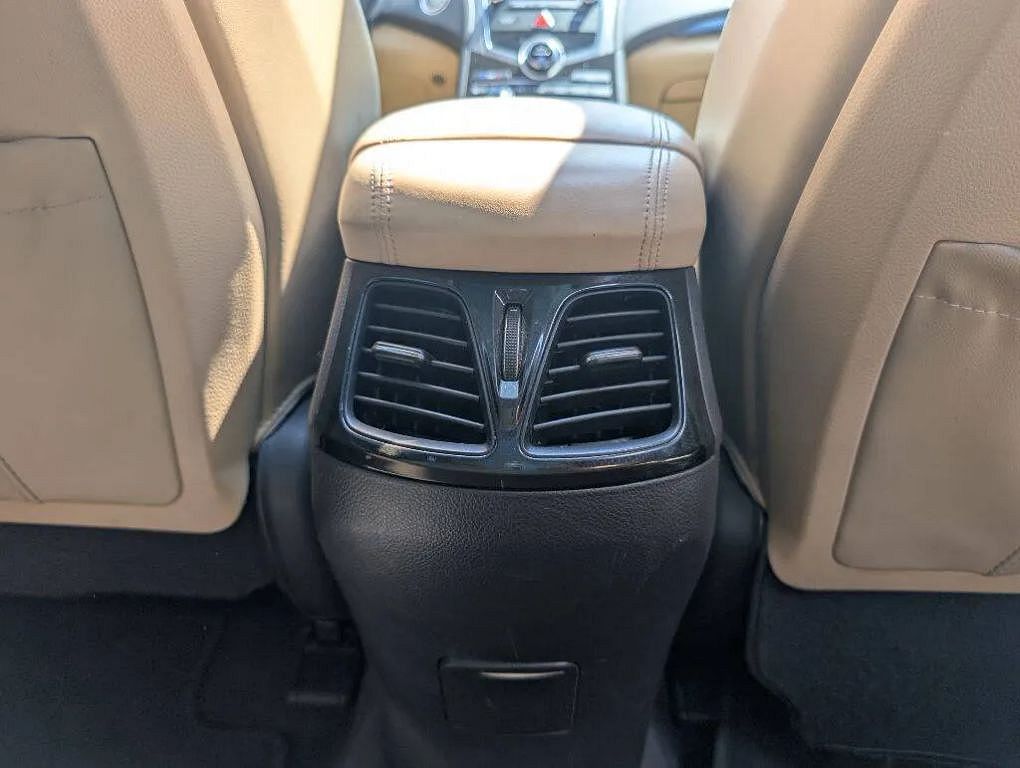 2015 Hyundai Azera