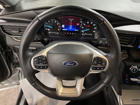 2023 Ford Explorer Limited photo 4