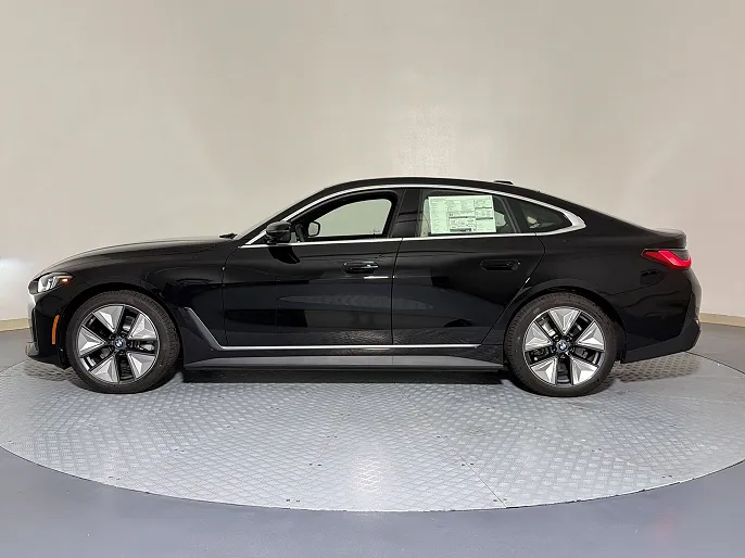 2026 BMW i4