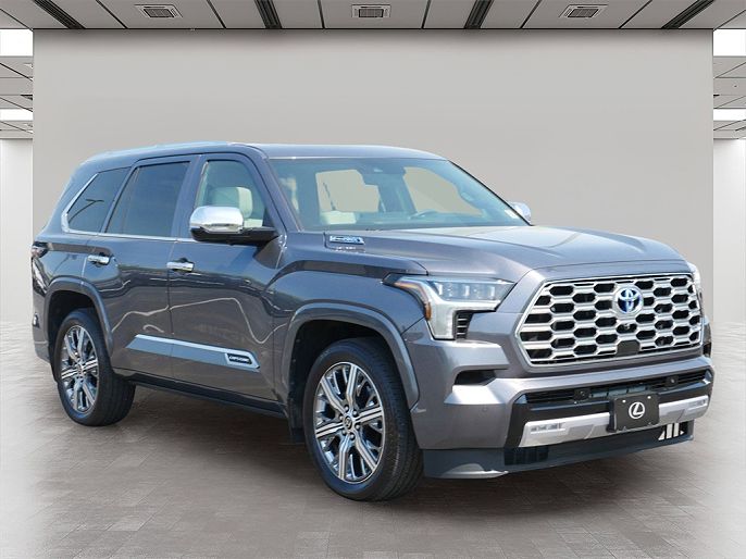 2023 Toyota Sequoia