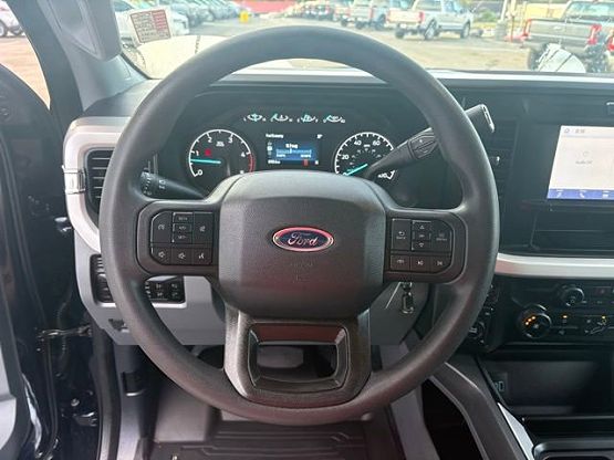 2025 Ford F-350 XL photo 11