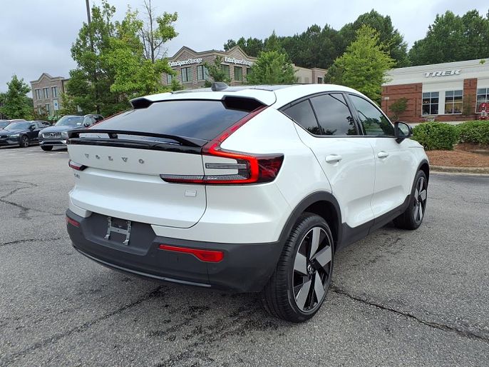 2024 Volvo C40