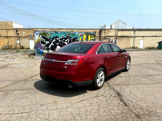 2015 Ford Taurus