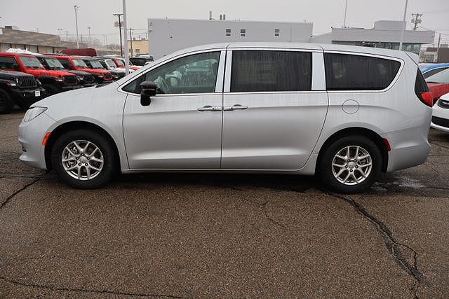 2026 Chrysler Voyager