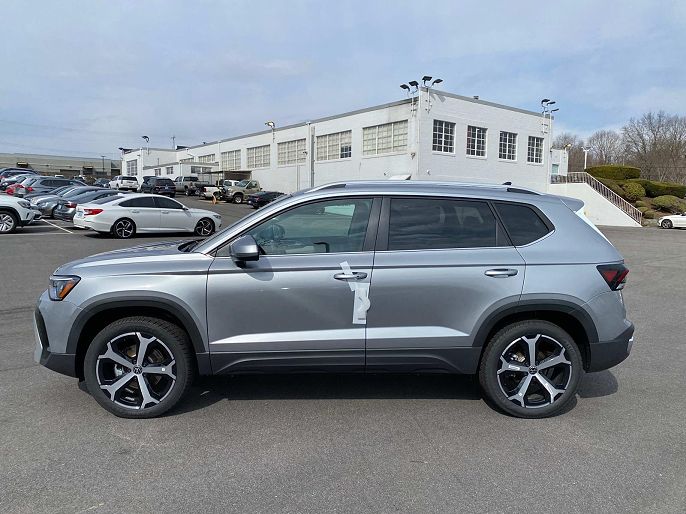 2025 Volkswagen Taos