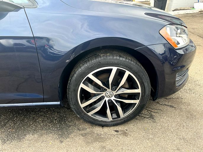 2016 Volkswagen Golf