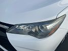 2016 Toyota Camry SE image 13