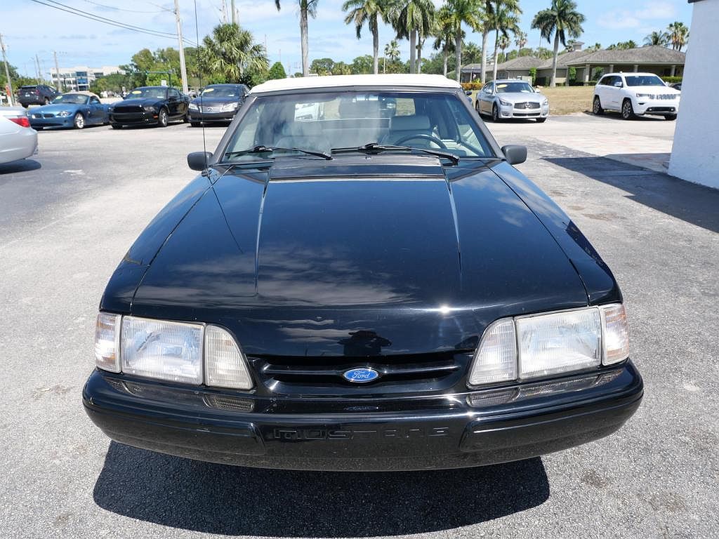 1992 Ford Mustang LX image 6