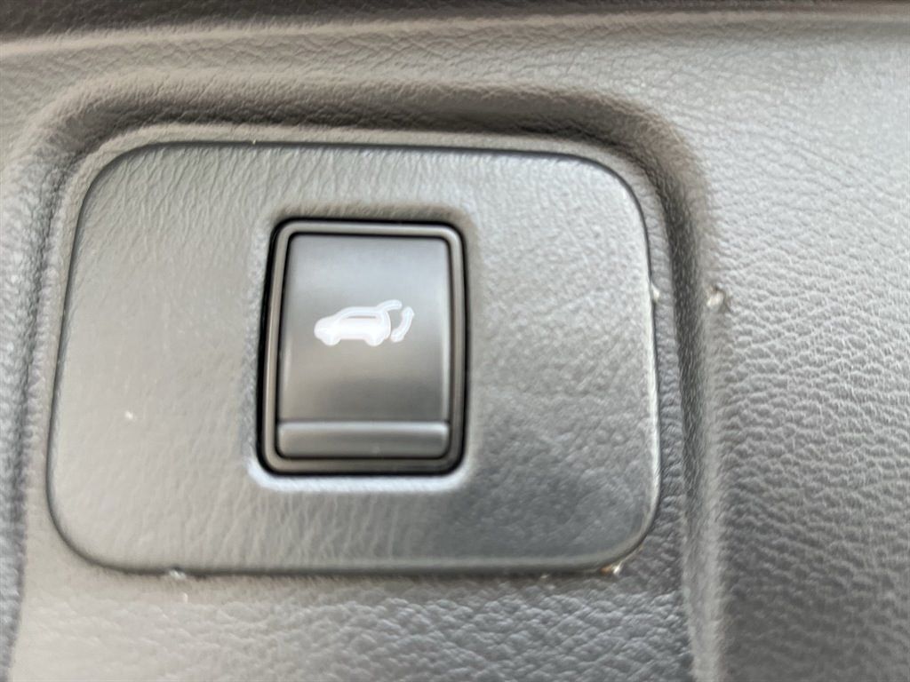 2018 Nissan Murano Platinum image 35