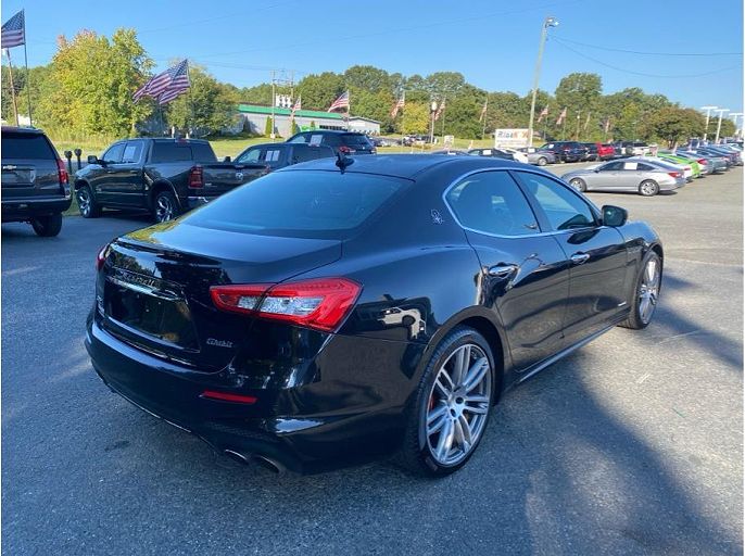 2018 Maserati Ghibli