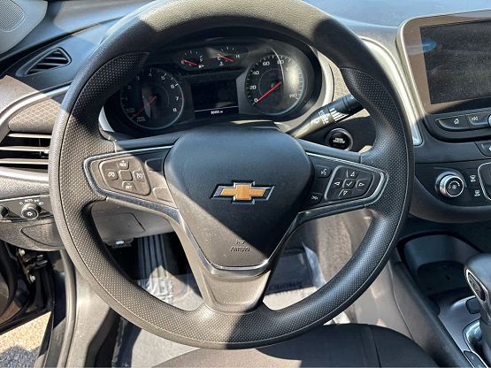 2021 Chevrolet Malibu LS photo 10