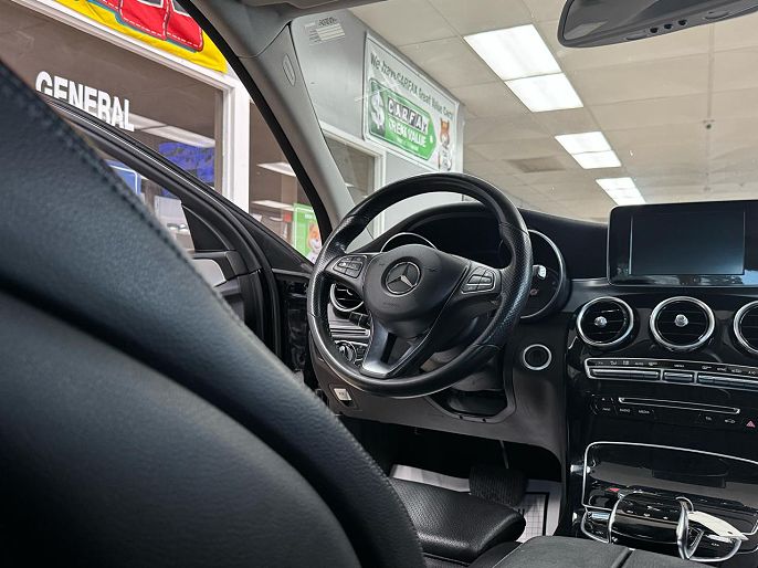 2016 Mercedes-Benz C-Class