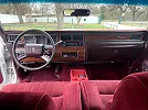 1988 Lincoln Town Car null image 23