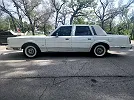 1988 Lincoln Town Car null image 6