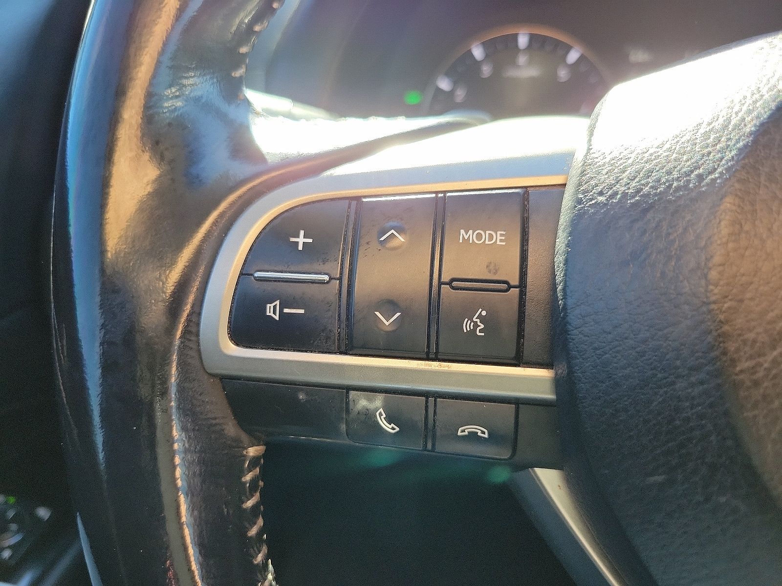 2016 Lexus GS 200t image 23