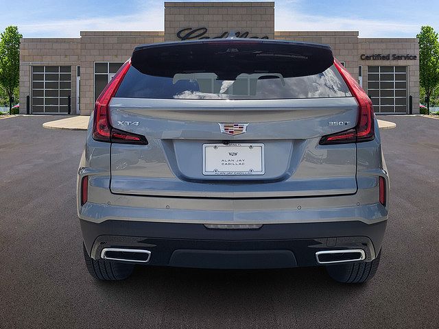 2024 Cadillac XT4