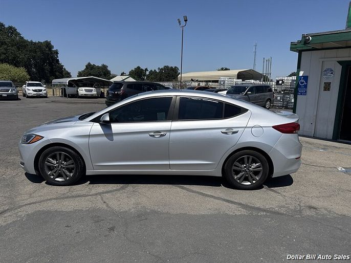 2018 Hyundai Elantra