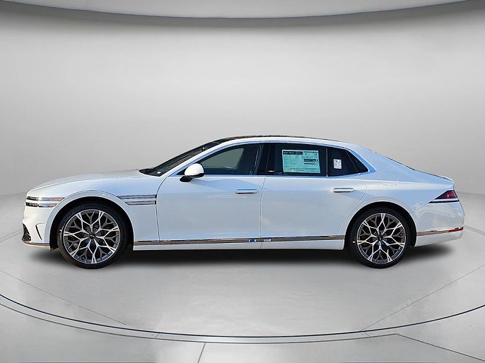 2026 Genesis G90
