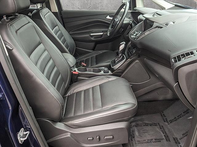 2017 Ford C-Max Titanium image 21