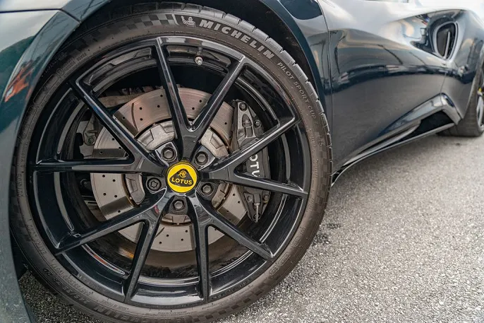 2024 Lotus Emira