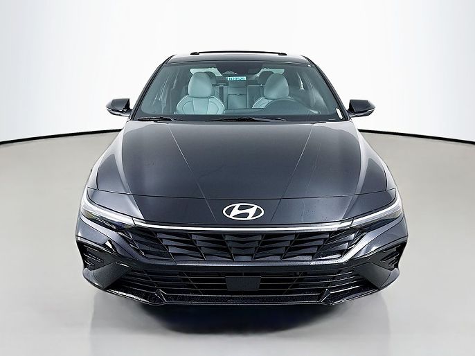 2025 Hyundai Elantra