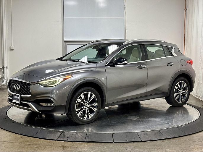 2017 Infiniti QX30