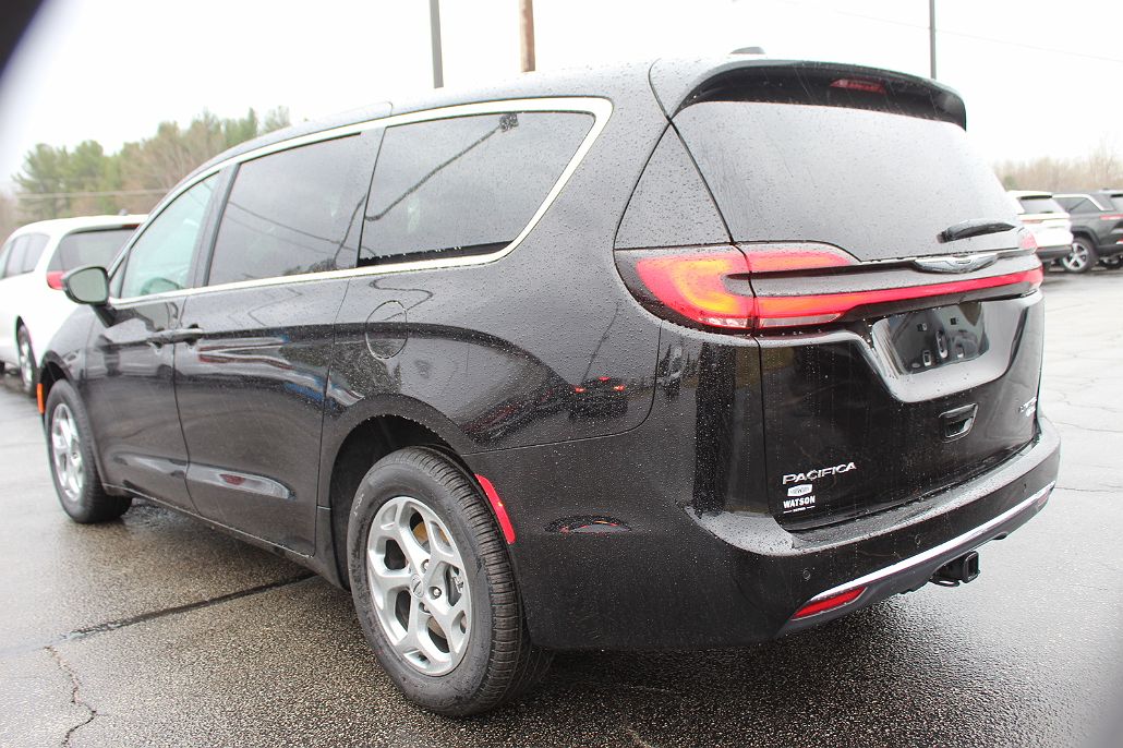 2024 Chrysler Pacifica Limited image 4