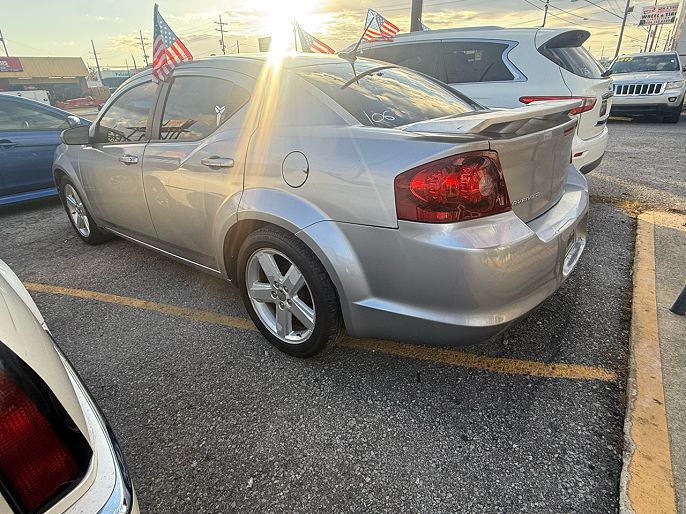2013 Dodge Avenger