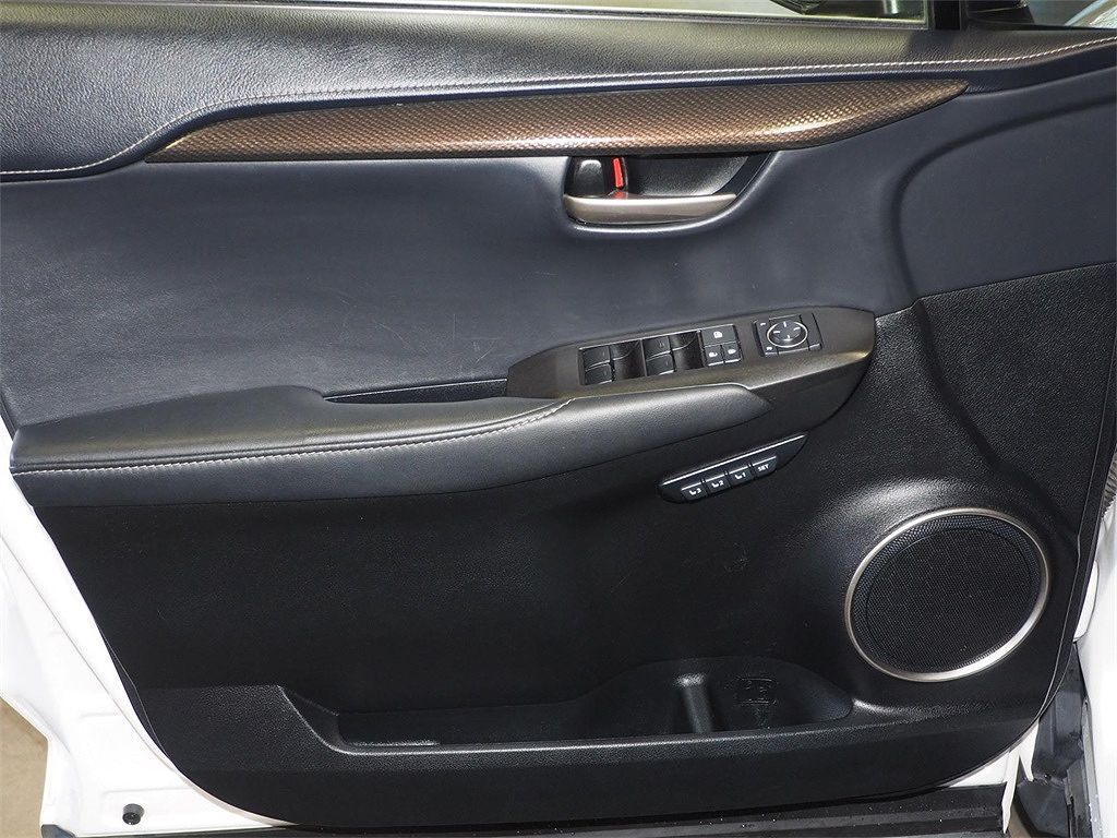 2017 Lexus NX 200t image 6
