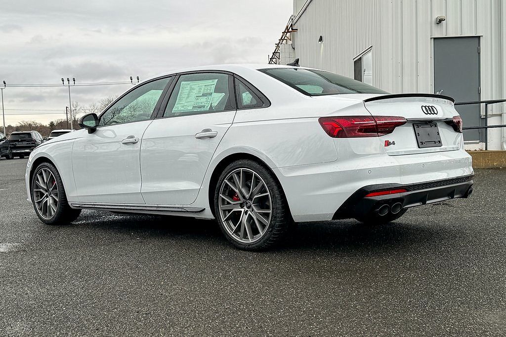 2024 Audi S4 Premium Plus image 4