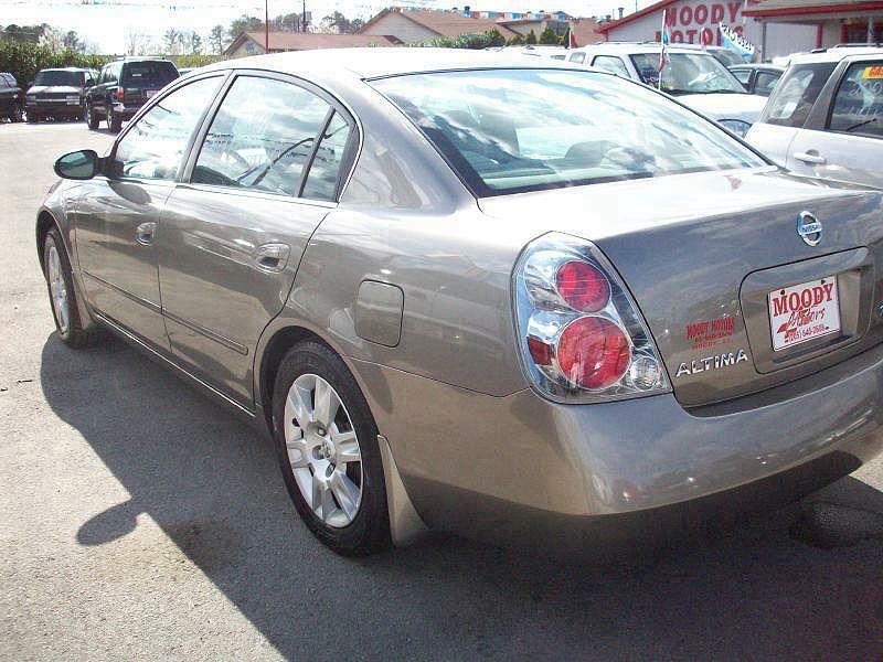 2005 Nissan Altima S image 3