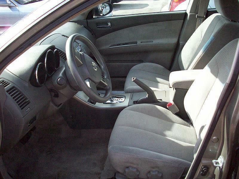 2005 Nissan Altima S image 5