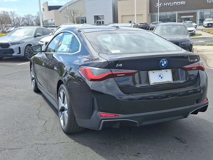 2025 BMW i4