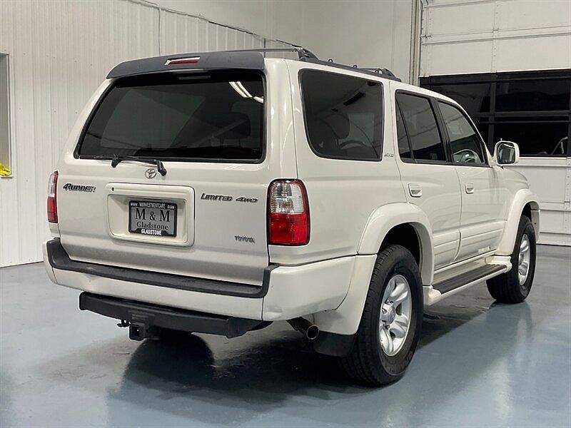 2002 Toyota 4Runner Limited Edition image 6