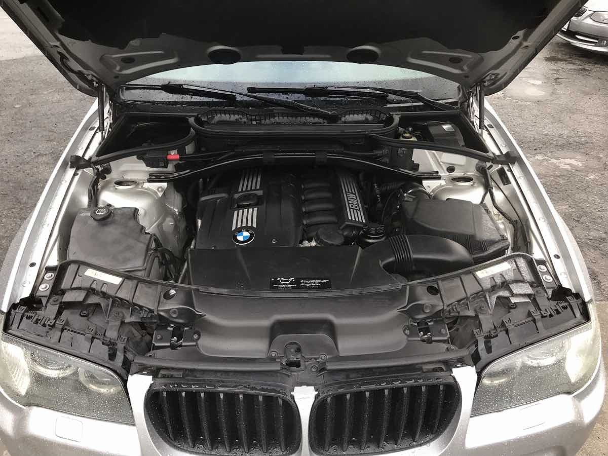2007 BMW X3 3.0si image 28