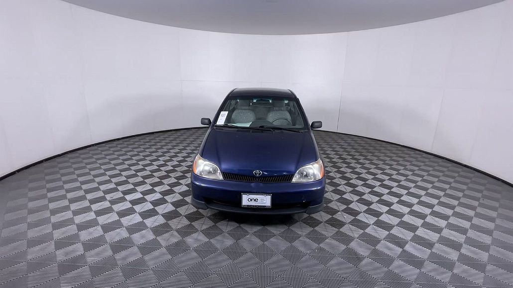 2001 Toyota Echo Base image 2