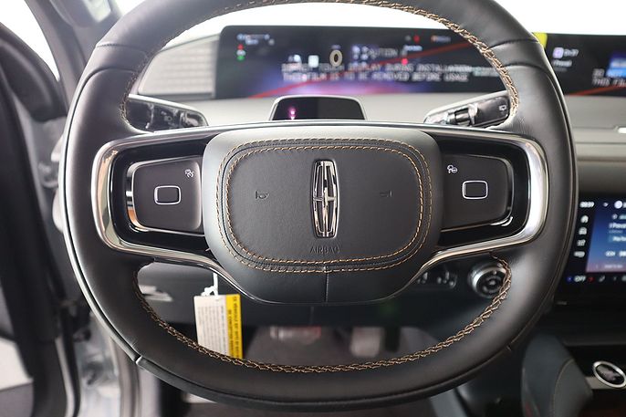 2026 Lincoln Navigator L