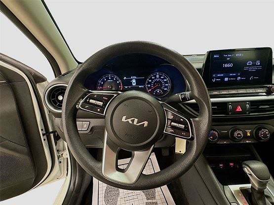2024 Kia Forte LXS photo 11