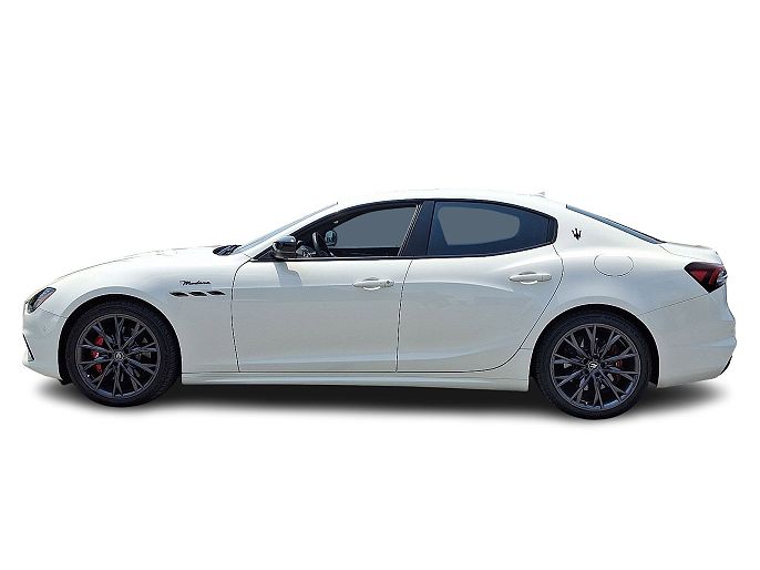 2022 Maserati Ghibli