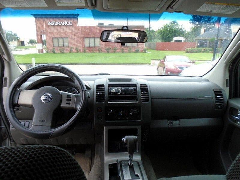 2009 Nissan Pathfinder null image 13
