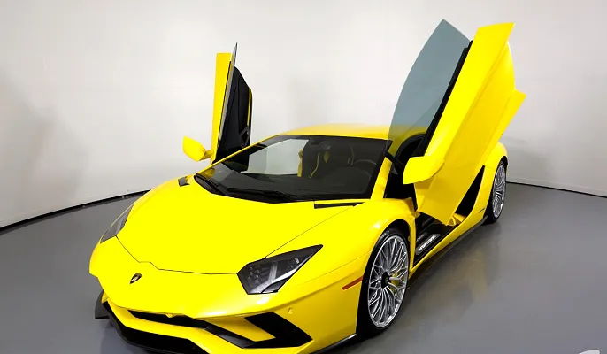 2017 Lamborghini Aventador